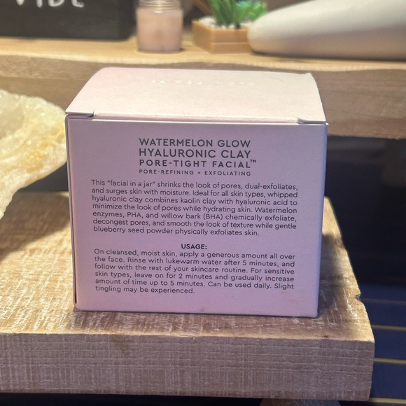 Glow Recipe Watermelon Glow Hyaluronic Clay Pore-Tight Facial Mask - Picture 6 of 6